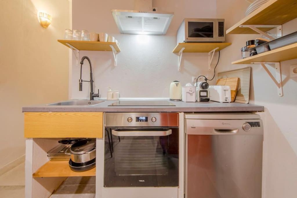Апартаменты Cool Deluxe Interior Design A 2 Min De Gran Via Мадрид Экстерьер фото